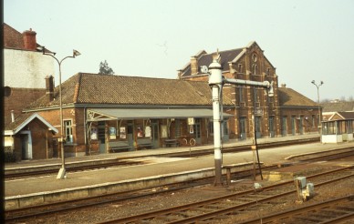 LESSINES  DIA 86-247.jpg